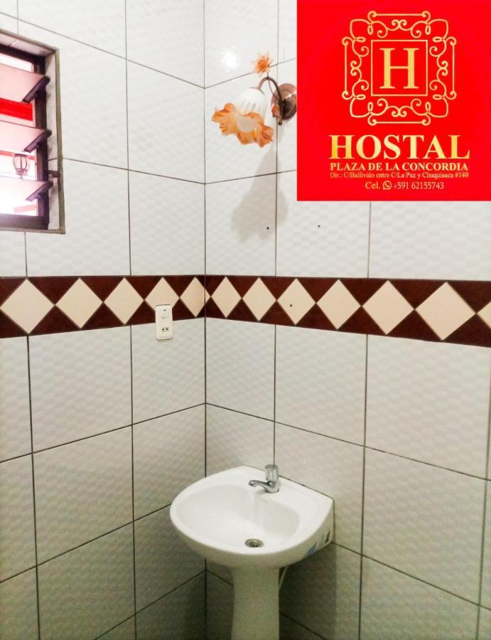 Hostal Plaza De La Concordia Hotel ซานตาครูซเดอลาเซียร์รา ภายนอก รูปภาพ